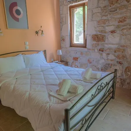 Stone Made Private Pool Vila *