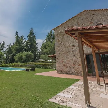 Villa Stone Made Private Pool