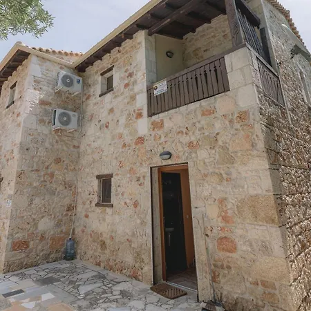 Vila Stone Made Private Pool Kriopigi
