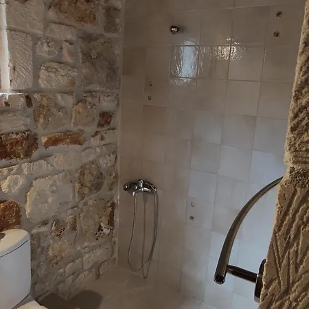 Stone Made Private Pool Vila Kriopigi