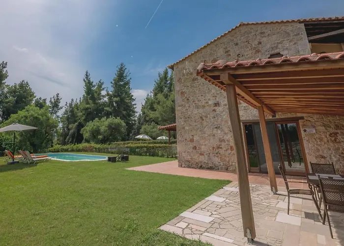 Villa Stone Made Private Pool