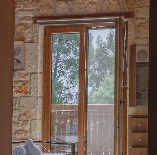 Villa Stone Made Private Pool Kriopigi