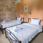 Stone Made Private Pool וילה קריופיגי
