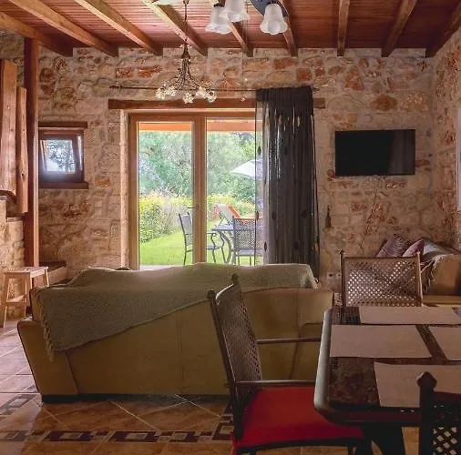 Stone Made Private Pool 别墅 *