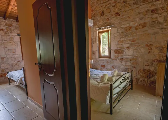 Stone Made Private Pool 别墅 *