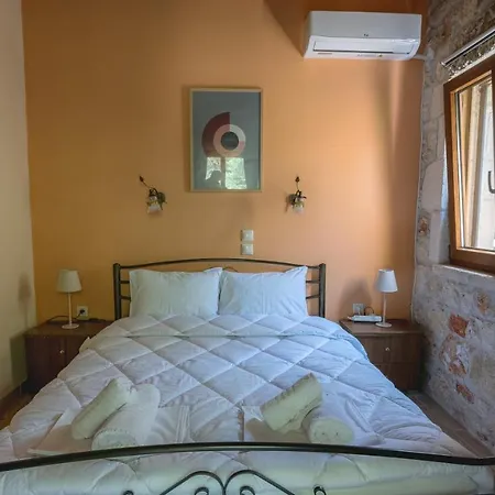 Villa Stone Made Private Pool Kriopigi