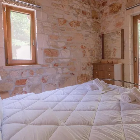 Stone Made Private Pool *