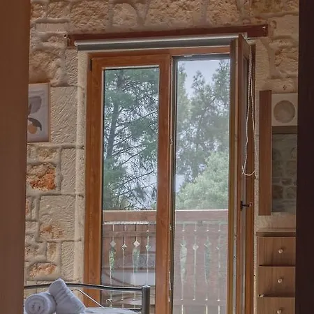 Villa Stone Made Private Pool Kriopigi